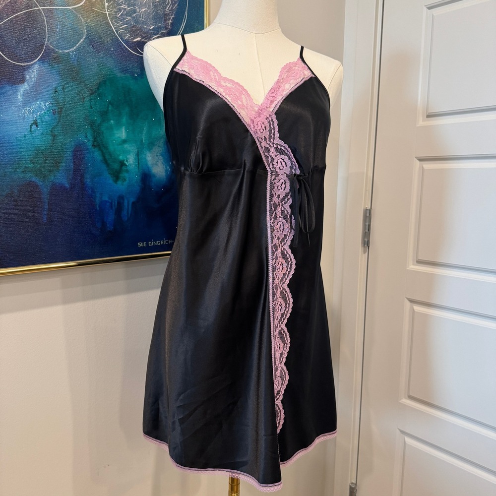 Victorias Secret Angles Y2K Black Satin Pink Lace Chemise Nightgown Size Large